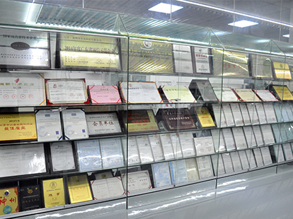 Награды и сертификаты